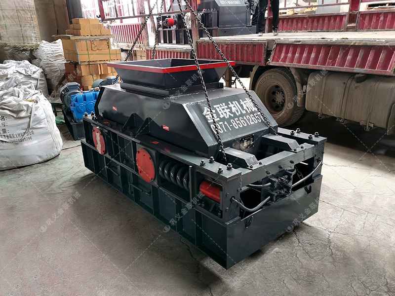 對輥破碎機破1噸礦石消耗多少電？