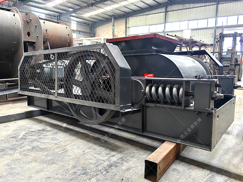 雙齒輥破碎機(jī)的電機(jī)如何保養(yǎng)？